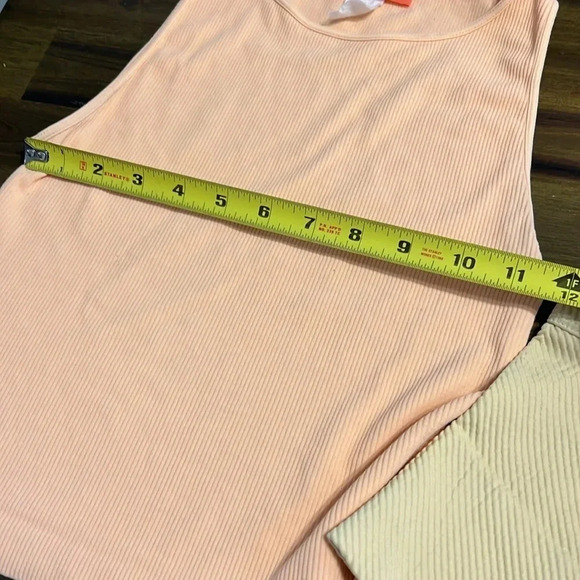 Current San Francisco Seamless Tanks Crop Cropped Bundle Ribbed Textured S/M - Picture 5 of 9